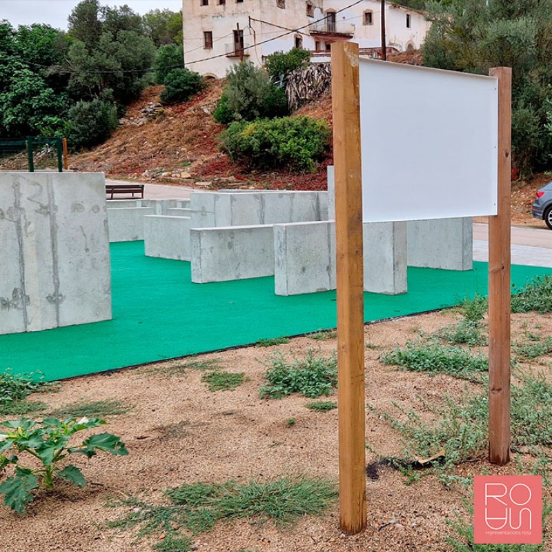 Cartellera de Fusta per a Circuits Exteriors: Parkour, Biosaludable i Caní